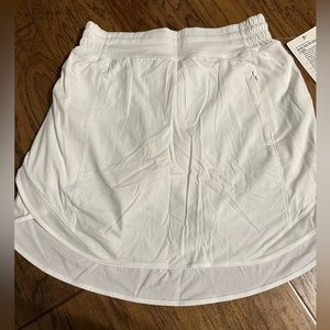 Lululemon Hotty hot HR skirt Long length size 6